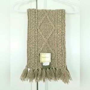 Carraig Donn Greenish Tan Beige Marled Merino Wool Scarf Ireland NWT FLAW